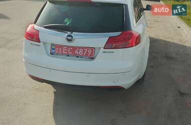 Универсал Opel Insignia 2011 в 