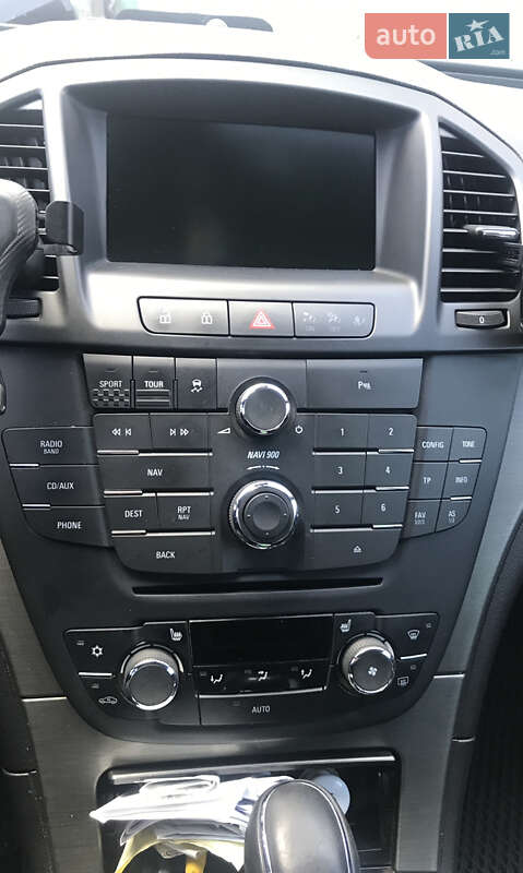 Універсал Opel Insignia 2012 в Хмельницькому