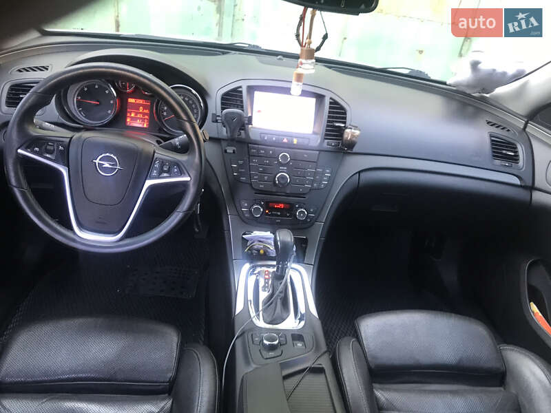 Універсал Opel Insignia 2012 в Хмельницькому