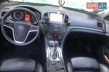 Універсал Opel Insignia 2012 в 