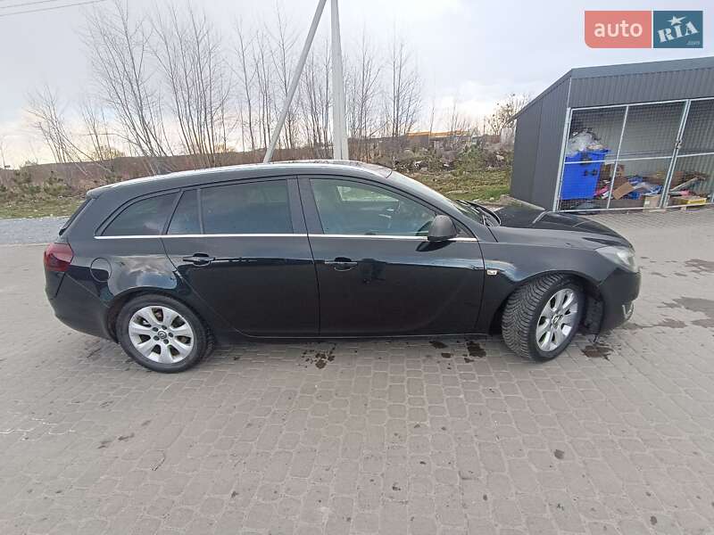 Универсал Opel Insignia 2014 в Львове