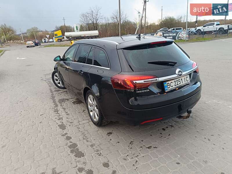 Универсал Opel Insignia 2014 в Львове
