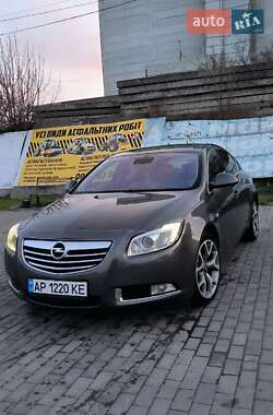Лифтбек Opel Insignia 2010 в 