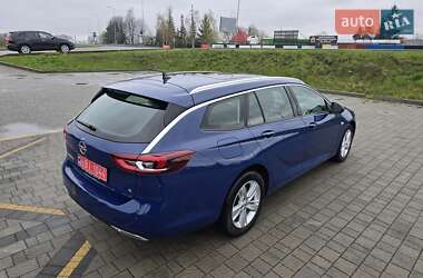 Универсал Opel Insignia 2020 в 