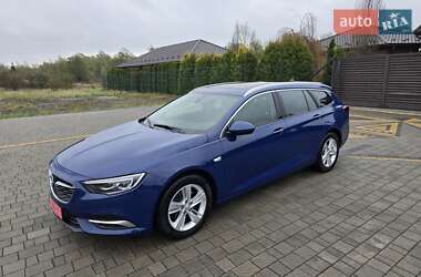 Универсал Opel Insignia 2020 в 