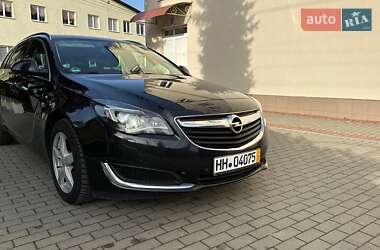 Универсал Opel Insignia 2015 в Хусте