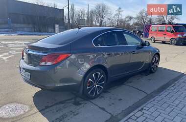 Седан Opel Insignia 2009 в 