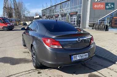 Седан Opel Insignia 2009 в 