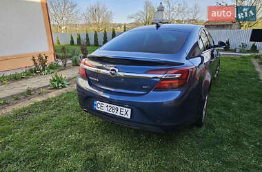 Седан Opel Insignia 2015 в 