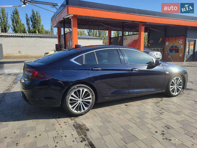 Лифтбек Opel Insignia 2018 в Павлограде