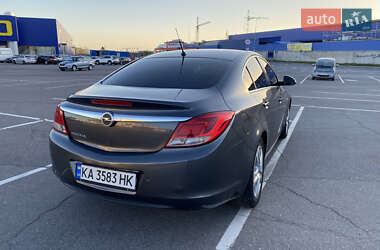 Седан Opel Insignia 2009 в 