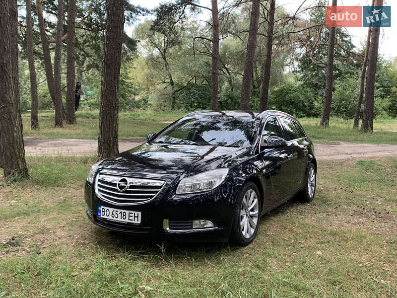 Opel Insignia 2011