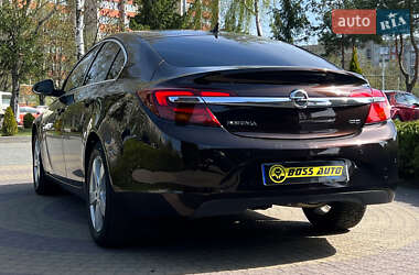 Ліфтбек Opel Insignia 2014 в 