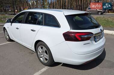 Универсал Opel Insignia 2014 в 