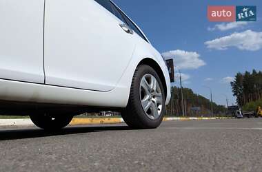Универсал Opel Insignia 2014 в 