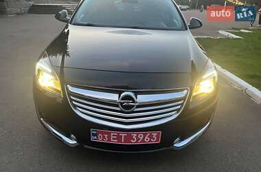 Универсал Opel Insignia 2014 в 