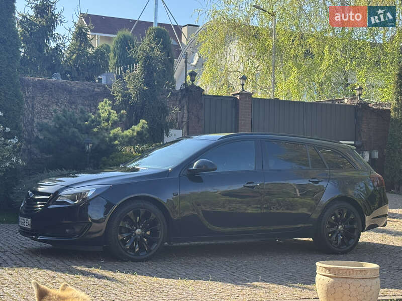 Універсал Opel Insignia 2013 в Запоріжжі