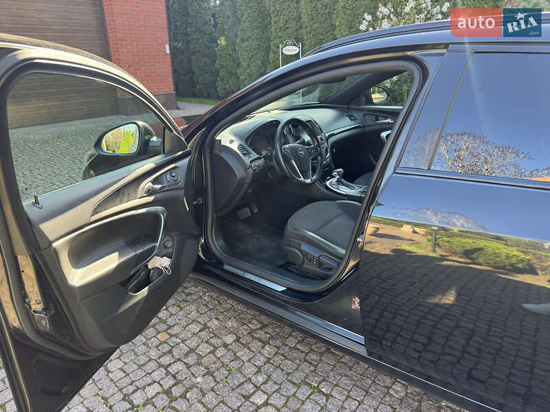 Універсал Opel Insignia 2013 в Запоріжжі