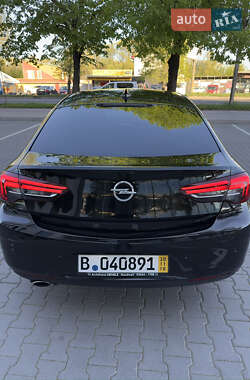 Лифтбек Opel Insignia 2018 в 