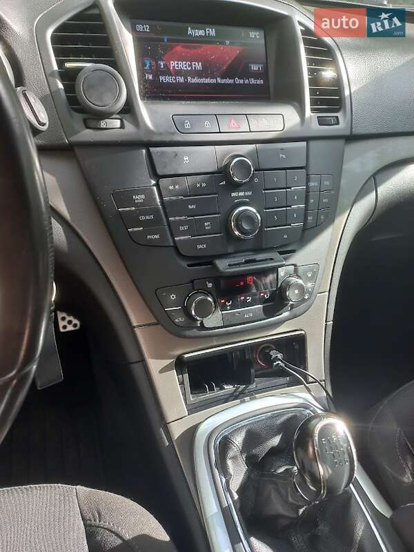Універсал Opel Insignia 2010 в Києві