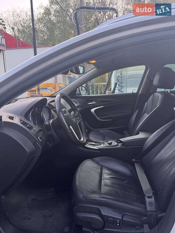 Універсал Opel Insignia 2013 в Старокостянтинові