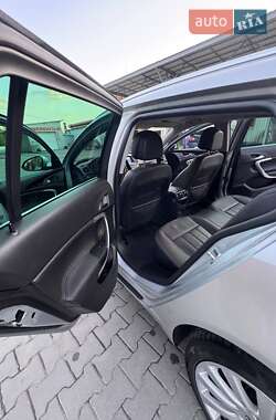 Універсал Opel Insignia 2013 в 
