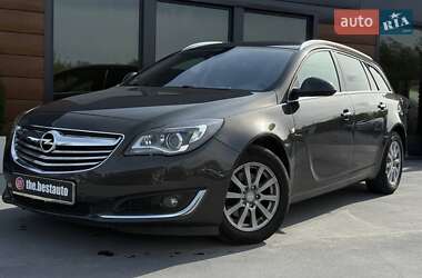 Универсал Opel Insignia 2014 в 
