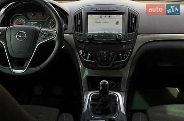 Универсал Opel Insignia 2014 в 