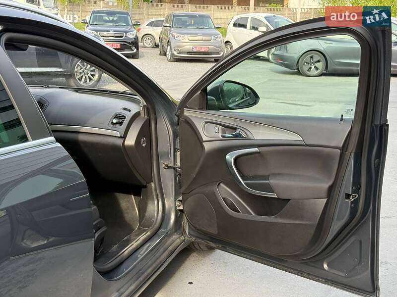 Универсал Opel Insignia 2014 в Ровно