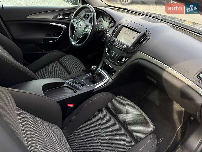 Универсал Opel Insignia 2014 в Ровно