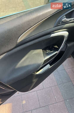 Універсал Opel Insignia 2013 в 