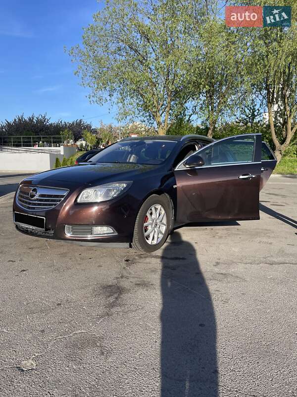 Універсал Opel Insignia 2012 в Львові