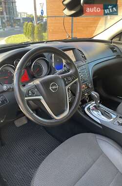 Універсал Opel Insignia 2012 в 