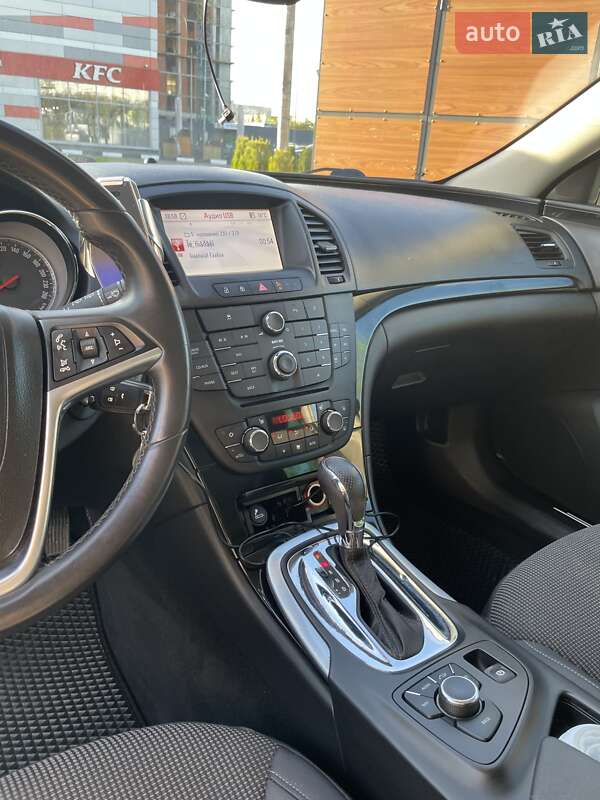 Універсал Opel Insignia 2012 в Львові