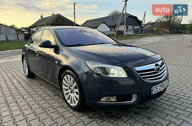 Седан Opel Insignia 2010 в Сокирянах