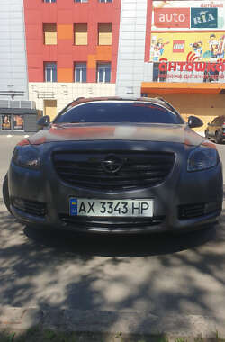 Универсал Opel Insignia 2011 в 