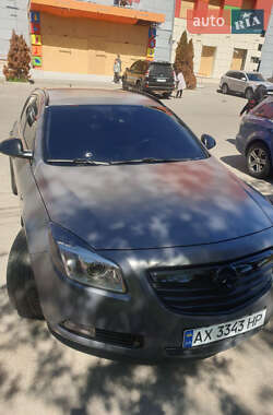 Универсал Opel Insignia 2011 в 