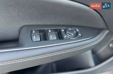 Універсал Opel Insignia 2022 в 