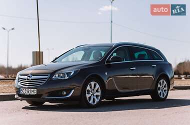 Универсал Opel Insignia 2015 в Львове