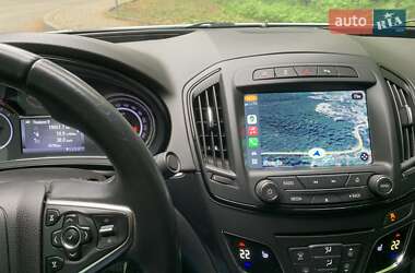 Седан Opel Insignia 2015 в 