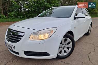 Универсал Opel Insignia 2010 в 