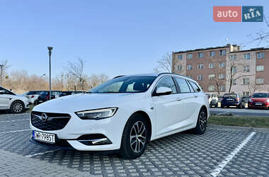 Универсал Opel Insignia 2020 в Новгородке