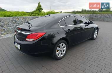 Лифтбек Opel Insignia 2010 в 