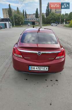 Лифтбек Opel Insignia 2010 в 