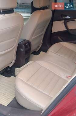 Лифтбек Opel Insignia 2010 в 