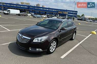 Универсал Opel Insignia 2011 в Киеве