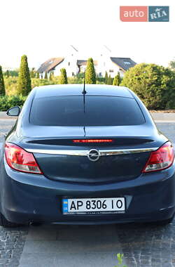 Седан Opel Insignia 2009 в 
