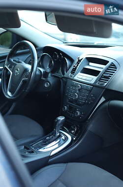 Седан Opel Insignia 2009 в 