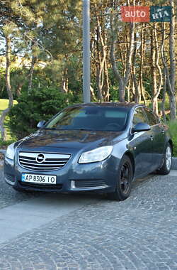 Седан Opel Insignia 2009 в Дніпрі