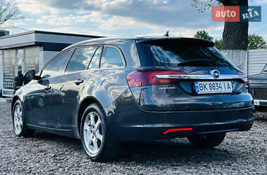 Универсал Opel Insignia 2013 в 